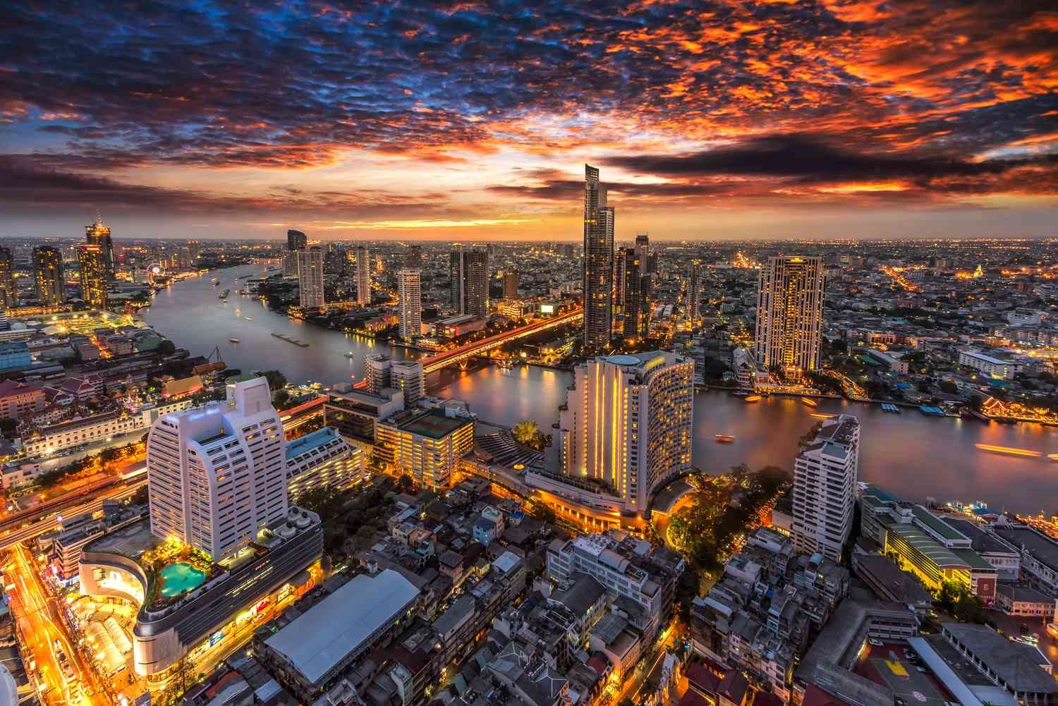 bangkok_at_sunset_5bd5f2f746e0fb005818e042_a2a0ec97b2